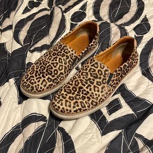 Leopard Print 8.5 Leather Sperrys Slip Ons